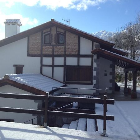 בית הארחה Azcárate 	Casa Rural Balerdi מראה חיצוני תמונה